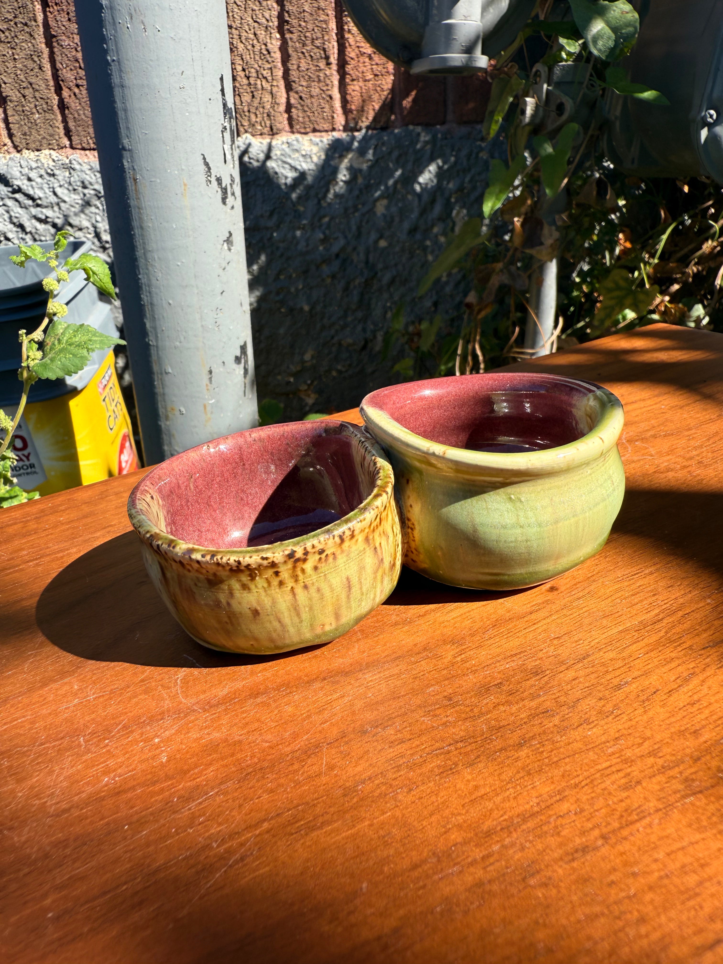 Conjoined small bowls