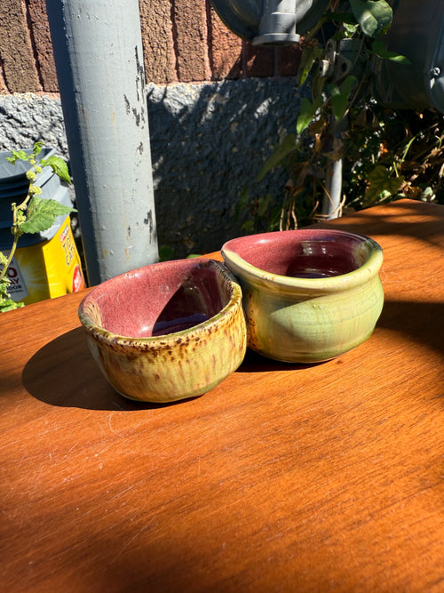 Conjoined small bowls
